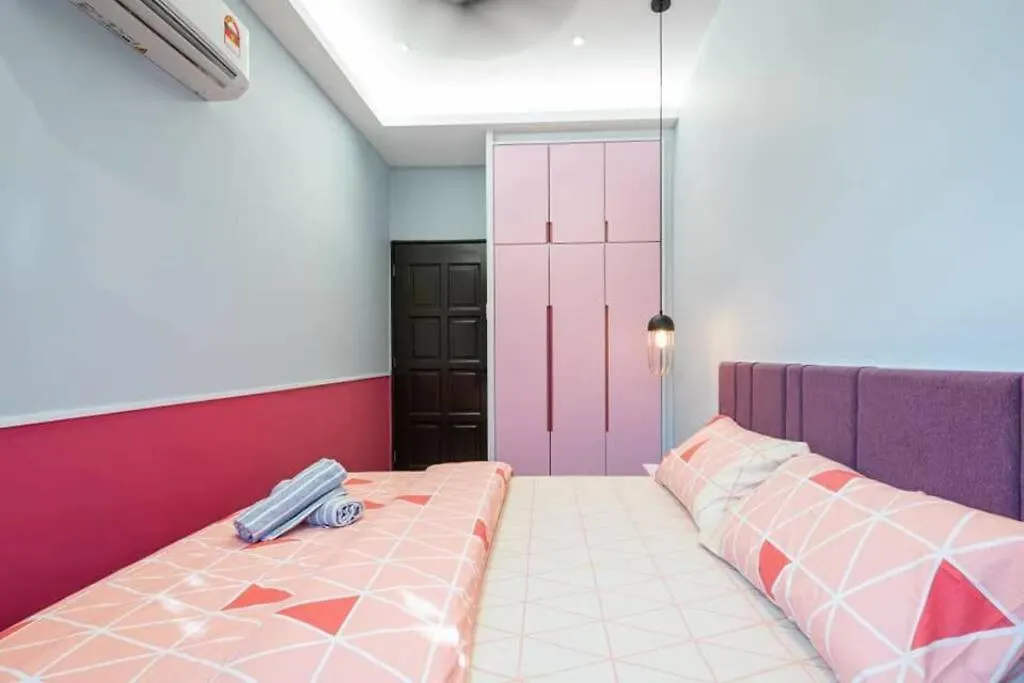 Jovial Premium Dreamhouse 4Room 8Pax@Near Iconcity Bukit Mertajam 0*,